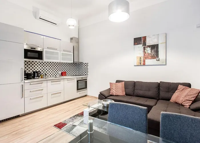 Quiet Nest In The Bustling Centre Of Budapest