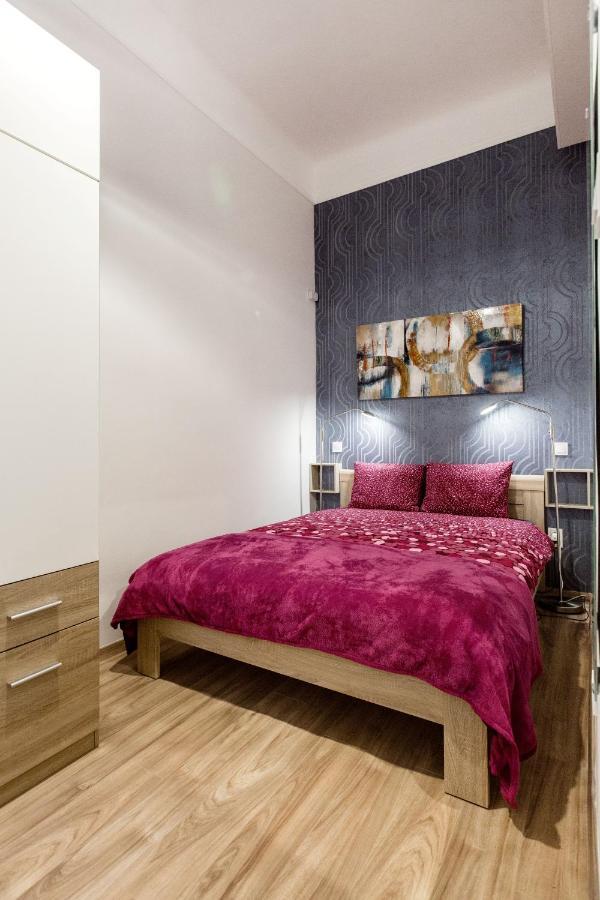 Quiet Nest In The Bustling Centre Of Apartamento *