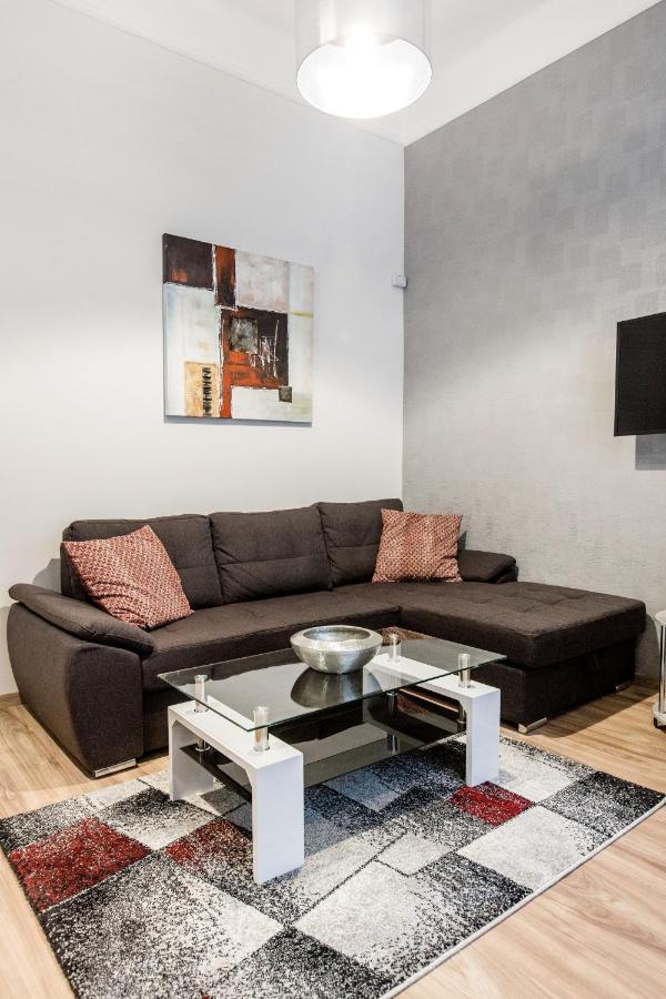 Quiet Nest In The Bustling Centre Of Apartamento *