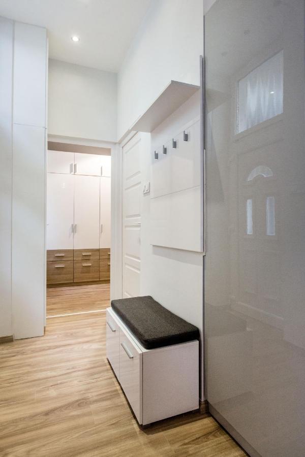 Apartamento Quiet Nest In The Bustling Centre Of